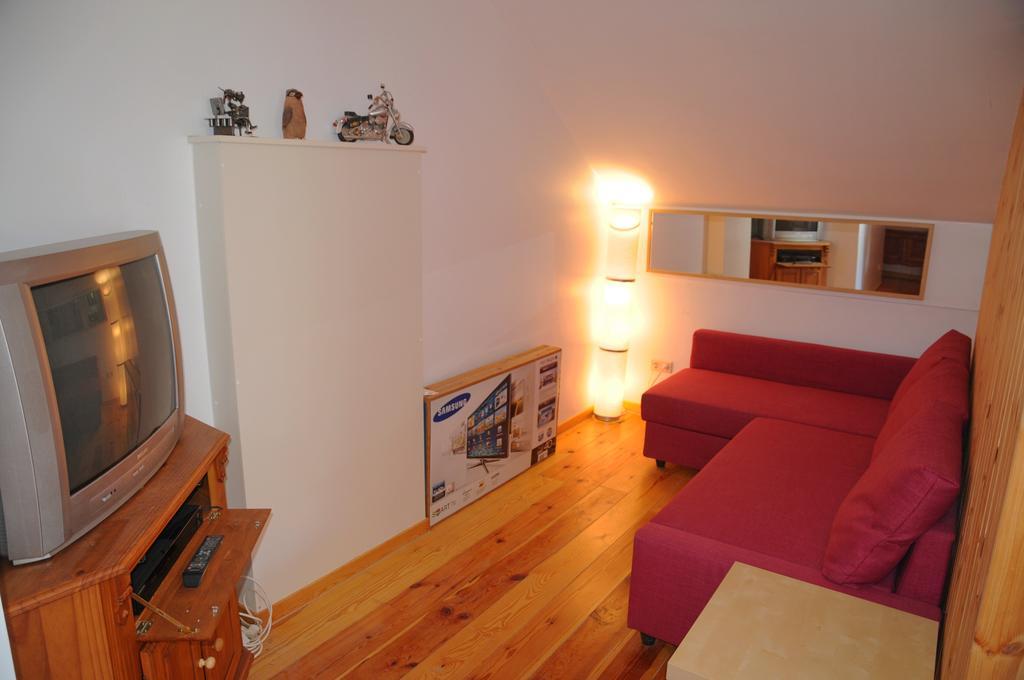 Villa A Cote De L'Epicerie Bonsin Zimmer foto